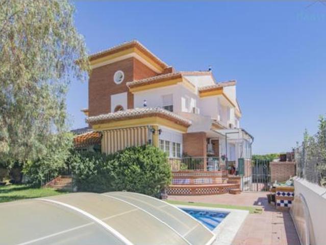 Chalet Venta La Zubia, La Zubia