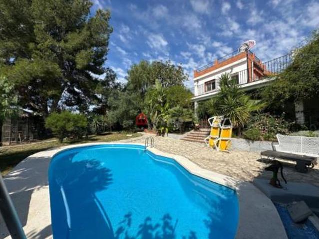 Chalet Venta L'Alcora, Araya