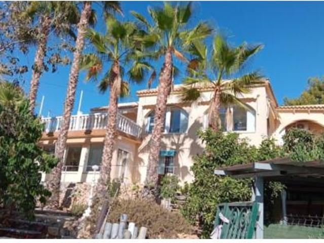 Chalet Venta L'Alfàs del Pi, Urbanizaciones