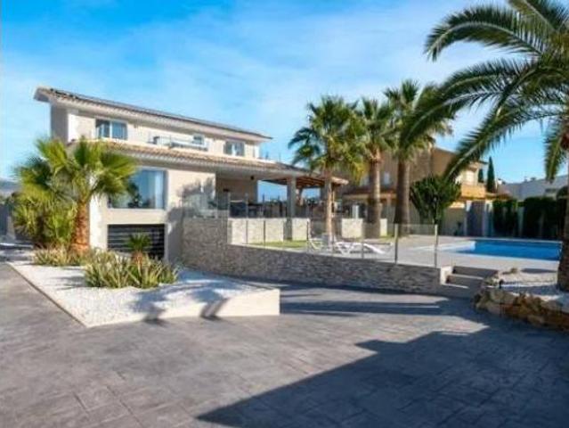 Chalet Venta L'Alfàs del Pi, Urbanizaciones