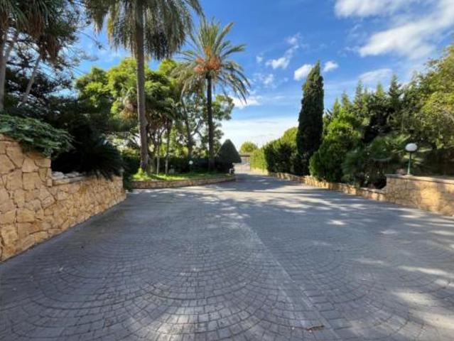 Chalet Venta L'Alfàs del Pi, Centro