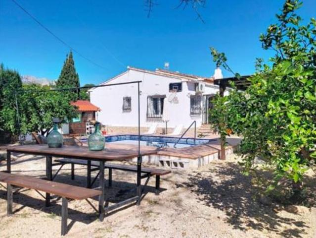 Chalet Venta L'Alfàs del Pi, Centro