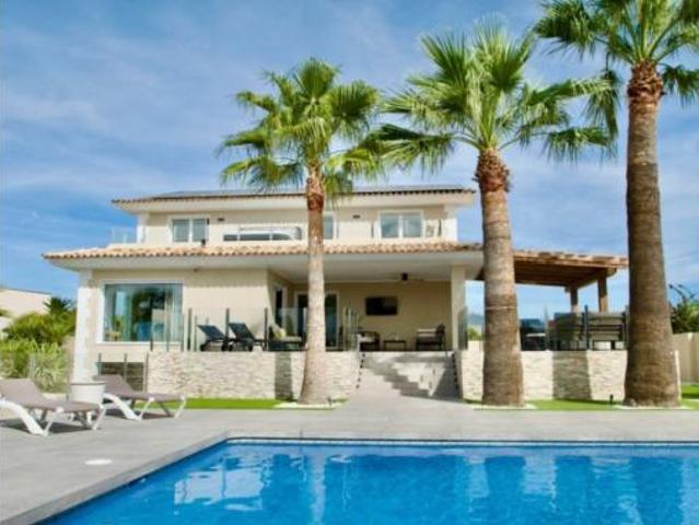 Chalet Venta L'Alfàs del Pi, Centro