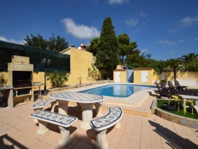 Chalet Venta L'Alfàs del Pi, Centro