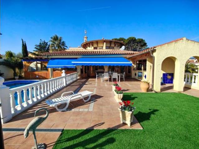 Chalet Venta L'Ampolla, L'Ampolla