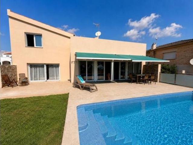 Chalet Venta L'Ampolla, L'Ampolla