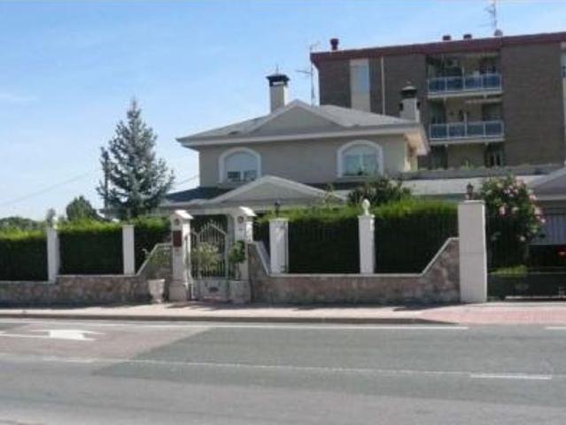 Chalet Venta Lardero, Lardero