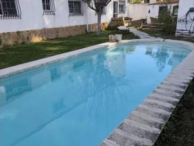 Chalet Venta L'Eliana, Entrepins