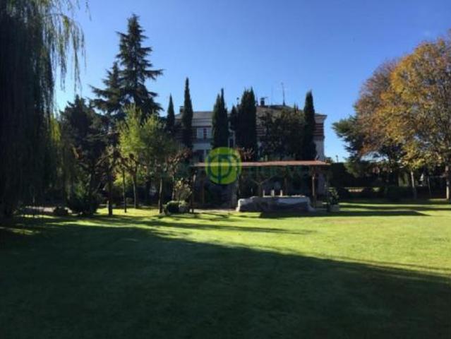 Chalet Venta León Capital, Las Ventas
