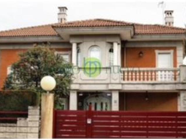Chalet Venta León Capital, Las Eras de Renueva