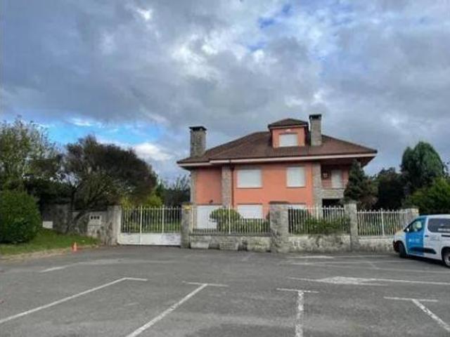 Chalet Venta Llanera, Llanera
