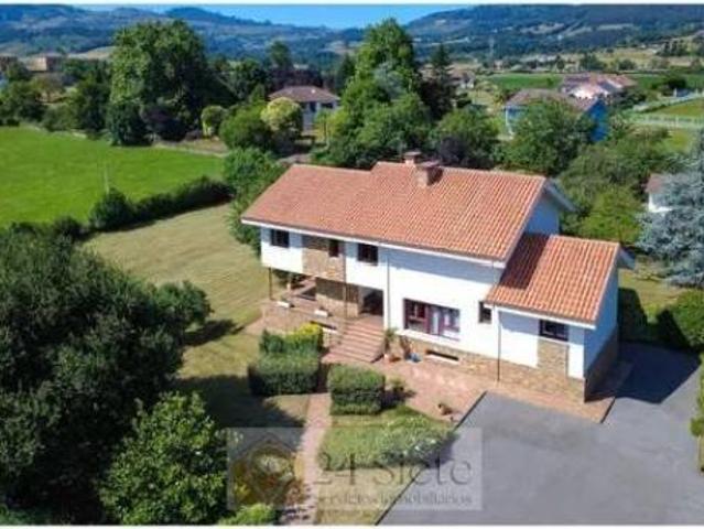 Chalet Venta Llanera, Posada