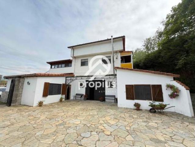 Chalet Venta Llanes, Naves Posada de Llanes