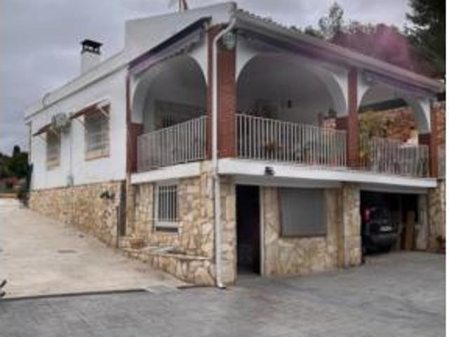 Chalet Venta Llíria, La Torreta Santa Bàrbara