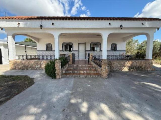 Chalet Venta Llíria, La Torreta Santa Bàrbara