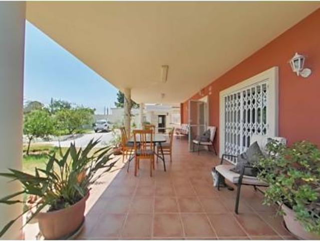 Chalet Venta Llíria, Urbanitzacions La Concòrdia