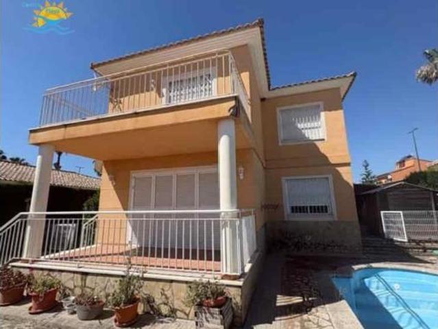 Chalet Venta Llíria, Vila Vella