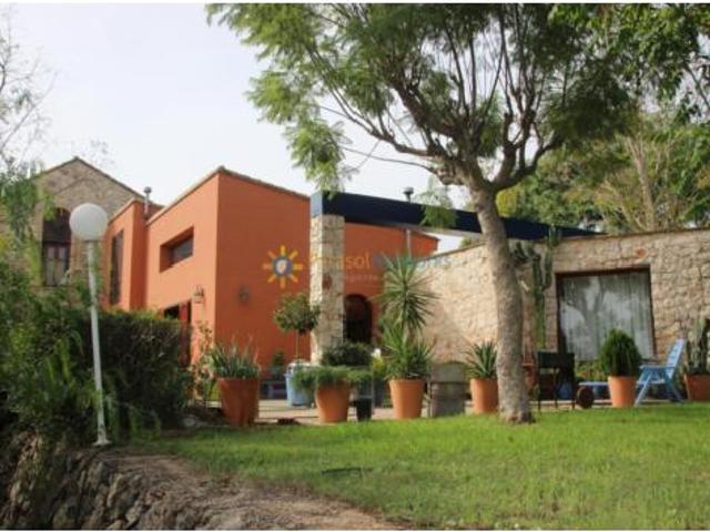 Chalet Venta Llocnou de Sant Jeroni, Llocnou de Sant Jeroni