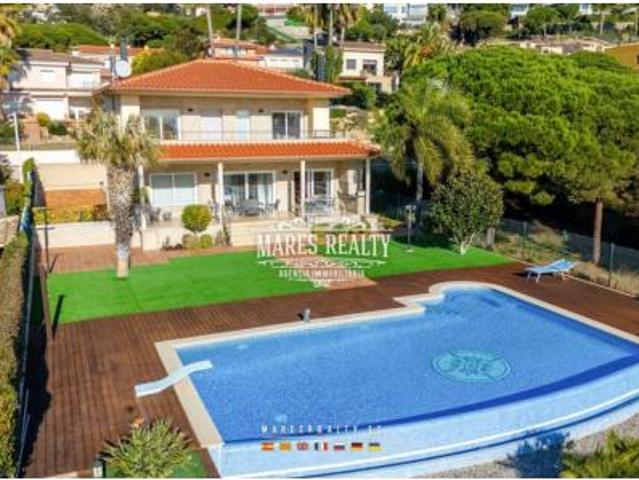Chalet Venta Lloret de Mar, Barri dels Pescadors