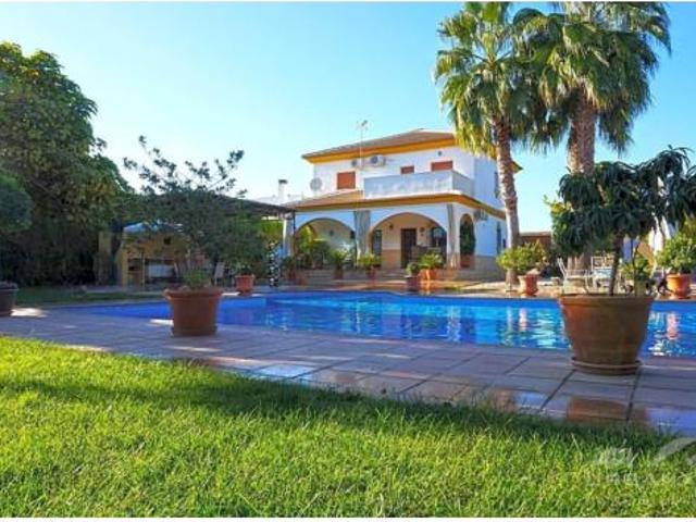Chalet Venta Lucena, Cristo Marroquí