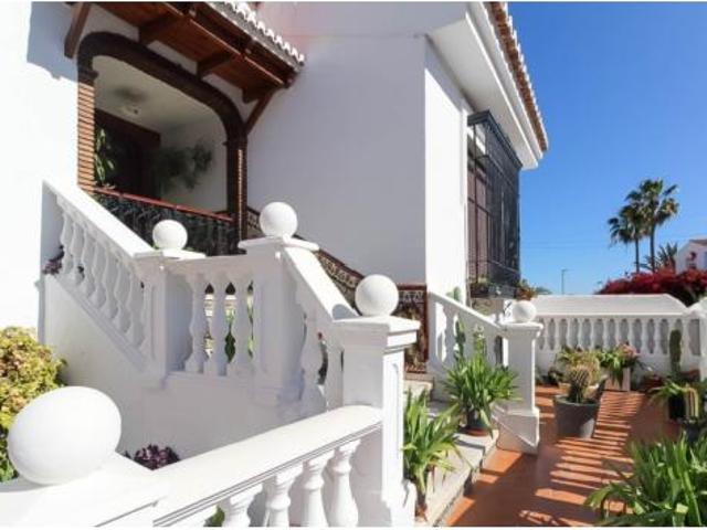 Chalet Venta Motril, Zona Ronda de Poniente Avenidas Salobreña Enrique Martín Cuevas