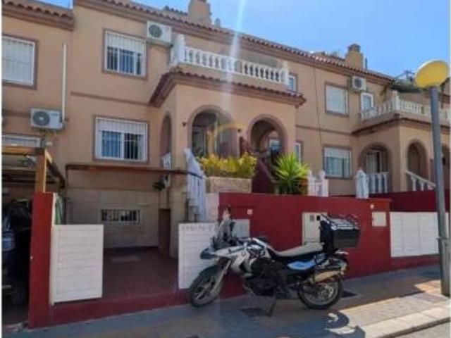 Chalet Venta Monforte del Cid, Baños Nuestra Señora de Orito