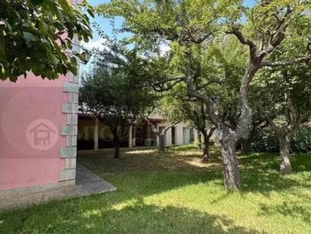 Chalet Venta Monterrei, Monterrei