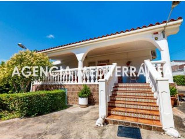 Chalet Venta Montserrat, Montserrat