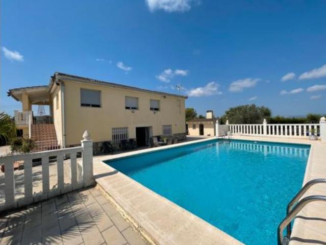 Chalet Venta Montserrat, Montserrat