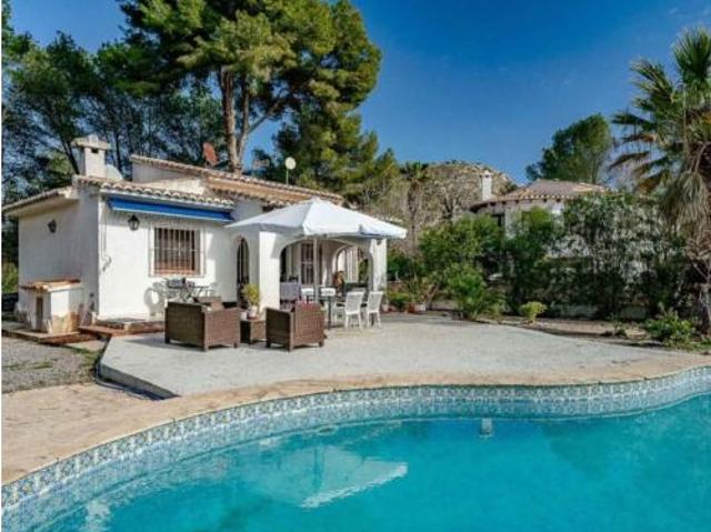 Chalet Venta Moraira, Núcleo