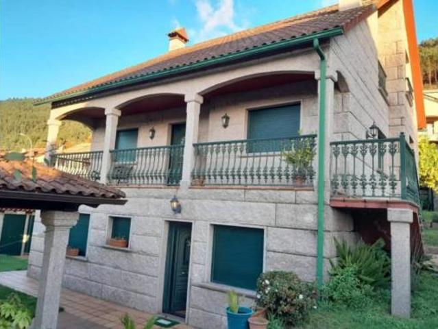 Chalet Venta Mos, Mos