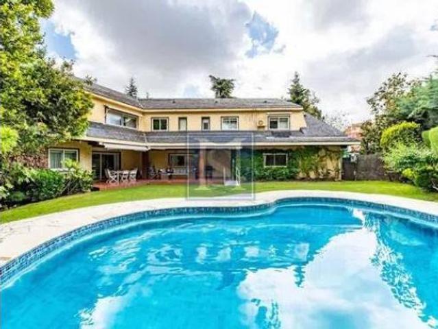 Chalet Venta Madrid Capital, Piovera