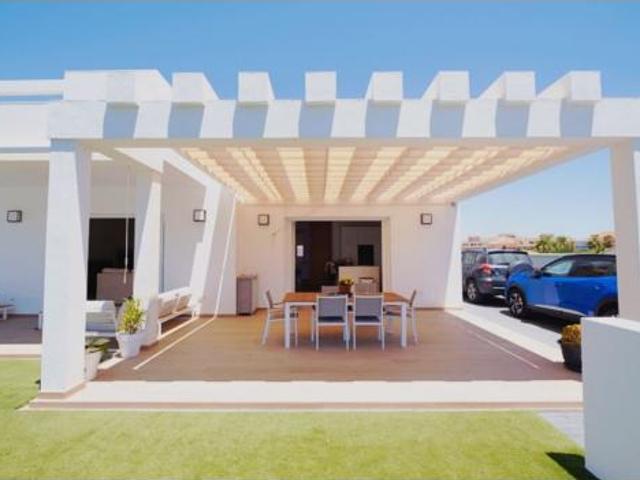 Chalet Venta Manilva, Núcleo