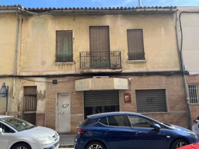 Chalet Venta Manises, Centre