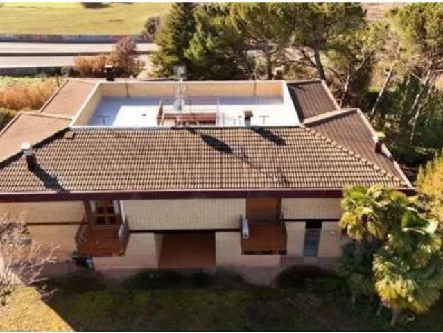 Chalet Venta Manresa, Ctra. de Santpedor Bases de Manresa