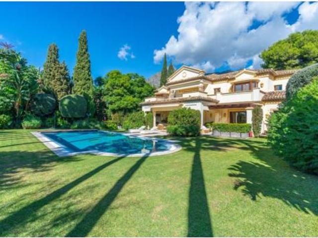 Chalet Venta Marbella, Centro
