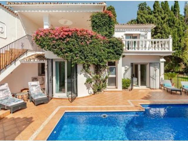 Chalet Venta Marbella, Centro
