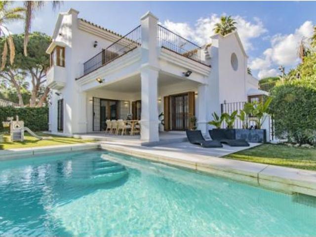 Chalet Venta Marbella, Centro