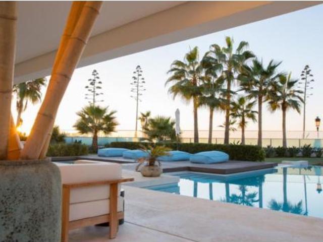 Chalet Venta Marbella, Centro