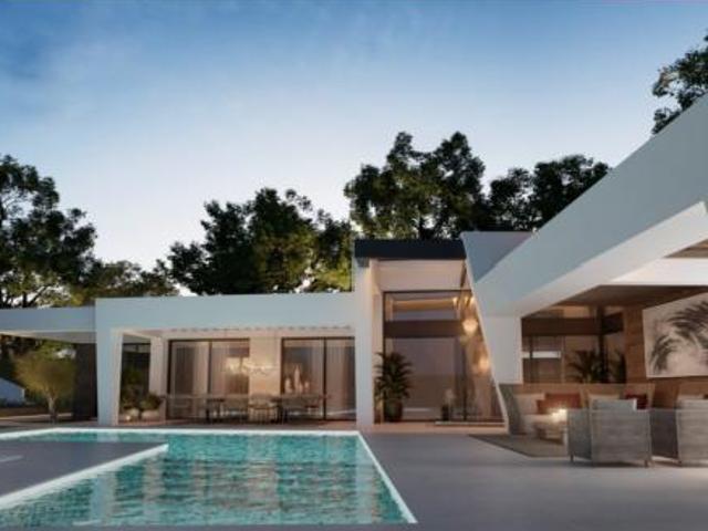 Chalet Venta Marbella, Centro