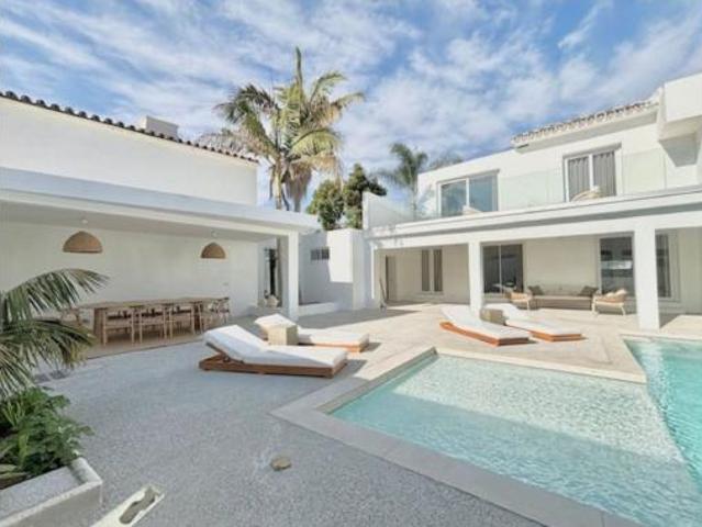 Chalet Venta Marbella, Centro