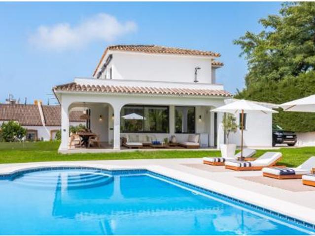 Chalet Venta Marbella, Centro