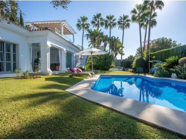 Chalet Venta Marbella, Centro