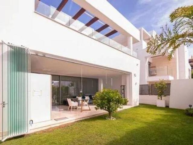 Chalet Venta Marbella, Nueva Alcántara