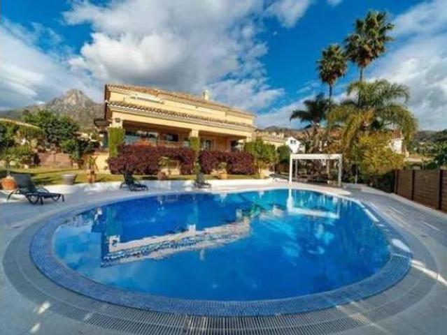 Chalet Venta Marbella, Playa Bajadilla Puertos