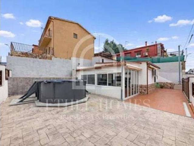 Chalet Venta Martorelles, Martorelles