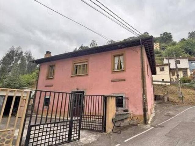Chalet Venta Mieres, Parroquias Rurales