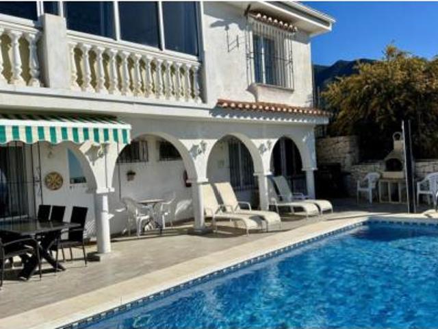 Chalet Venta Mijas, Centro