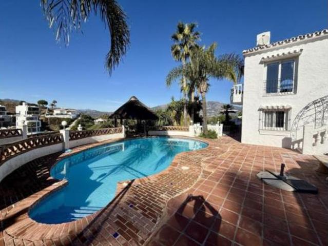 Chalet Venta Mijas, Hipódromo Cerrado del Águila