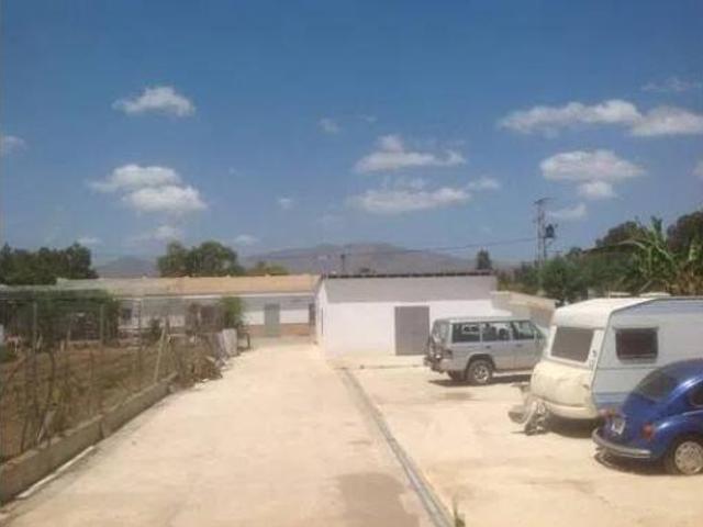 Chalet Venta Mijas, Hipódromo Cerrado del Águila
